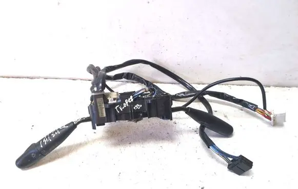 Isuzu Trooper Indicator stalk 8971639321