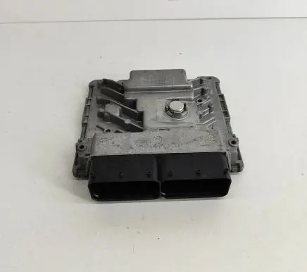 Seat Leon (5F) Engine control unit/module 06K907425J 5WA18010