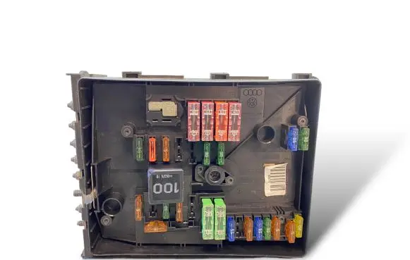 Audi A3 S3 A3 Sportback 8P Fuse module 1K0937125A 017183071 1717