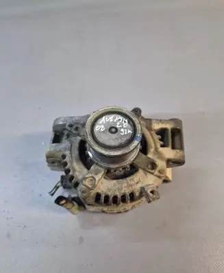 Toyota Avensis T250 Generator/alternator 270600G011 1042104521