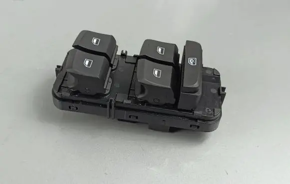 MG ZS Electric window control switch 10003589