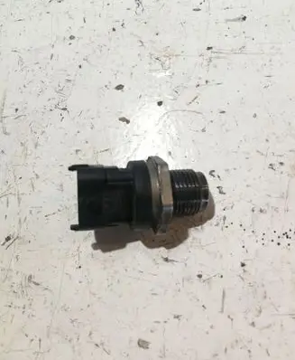 Fuel pressure sensor