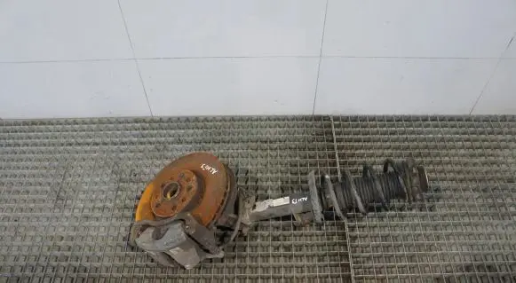 Seat Alhambra (Mk2) Front wheel hub spindle knuckle 7N0413031J