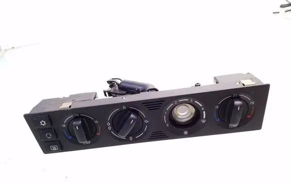 BMW 7 E38 Climate control unit 8369785