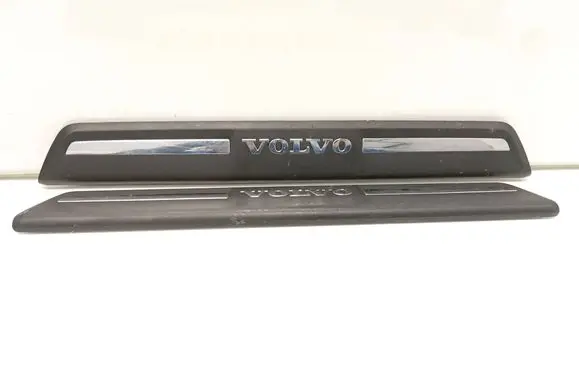 Volvo V40 Front sill trim cover 31265842 32205830