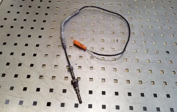 Audi A3 S3 8P Exhaust gas temperature sensor 03G906088D