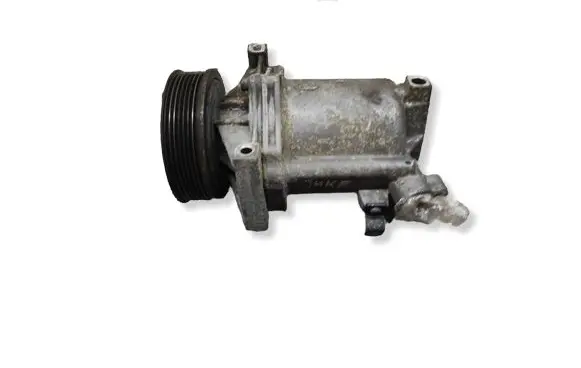 Nissan Juke I F15 Air conditioning (A/C) compressor (pump) 92600BV80A M114C140705
