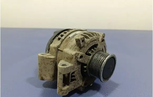 Toyota Verso-S Generator/alternator 270600R080