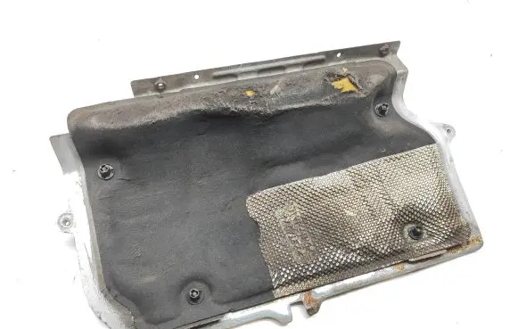 Volvo S90, V90 Heat shield in engine bay 31353774 17W05 C83FD
