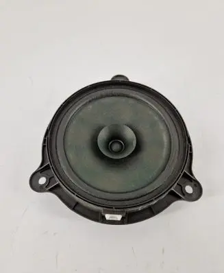 Renault Captur High frequency speaker in the rear doors 281563SG0A