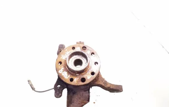 Opel Zafira B Front wheel hub spindle knuckle 13197800