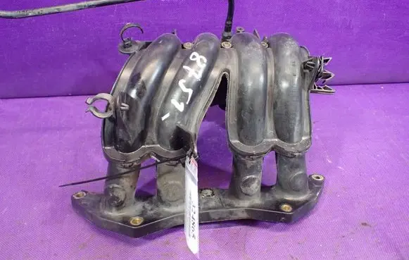 Peugeot 206 CC Intake manifold