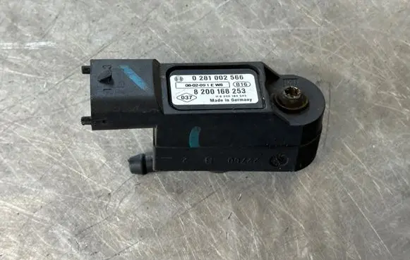 Renault Trafic II (X83) Air pressure sensor 8200168253 0281002566