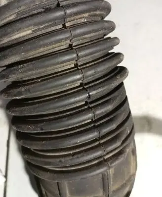 Audi A4 S4 B7 8E 8H Intercooler hose/pipe 8E0129615Q