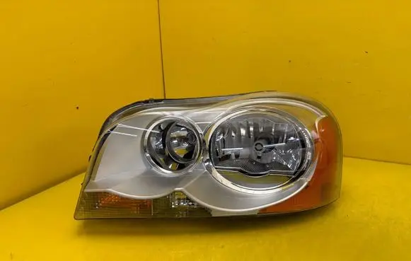 Volvo XC90 Headlight/headlamp 30764397