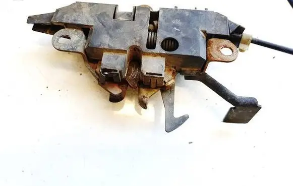 Toyota Avensis T220 Engine bonnet/hood lock/catch