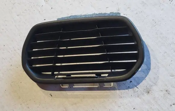 Peugeot 208 I Other interior part 9673742177