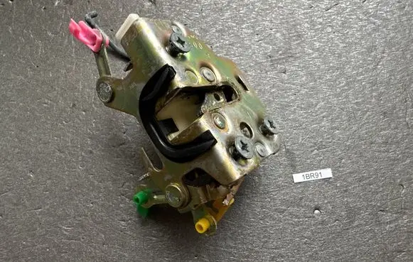 Front door lock
