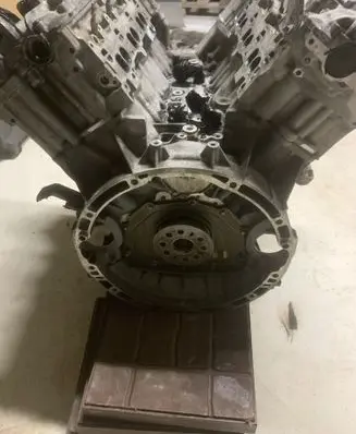 Mercedes-Benz R W251 Engine head R642016