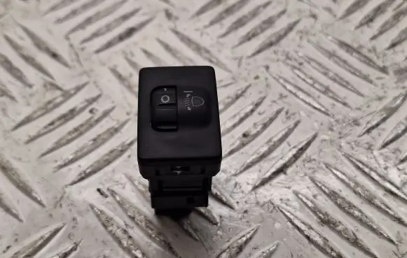 Toyota Verso Headlight level height control switch 8415252120 134159