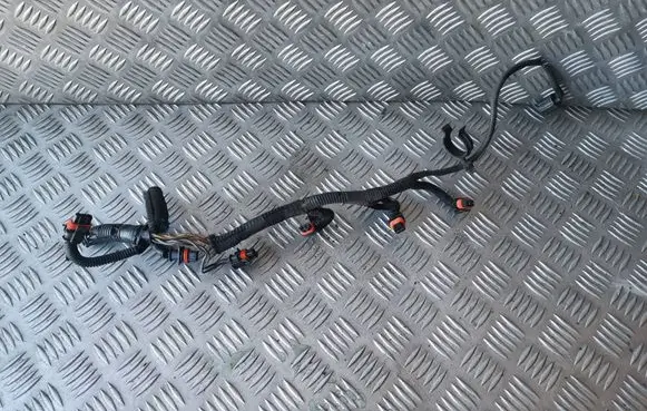 Volvo XC70 Fuel injector wires