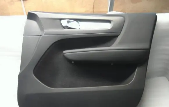 Volvo XC40 Sliding door card 32282669