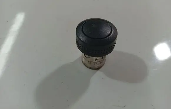 Opel Astra H Cigarette lighter 
