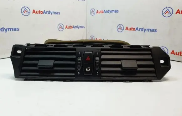BMW 5 E60 E61 Dash center air vent grill 6910734 64226910734 64229112206
