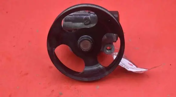 Mazda 323 F Power steering pump MAZ