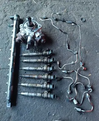 BMW 5 GT F07 Fuel injection system set 0445216036 780542302 7810702