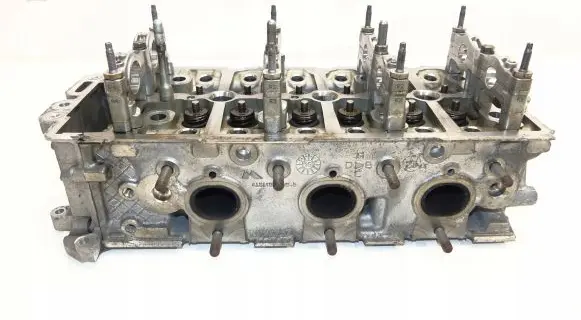 Audi A6 S6 C7 4G Engine head 059109122T