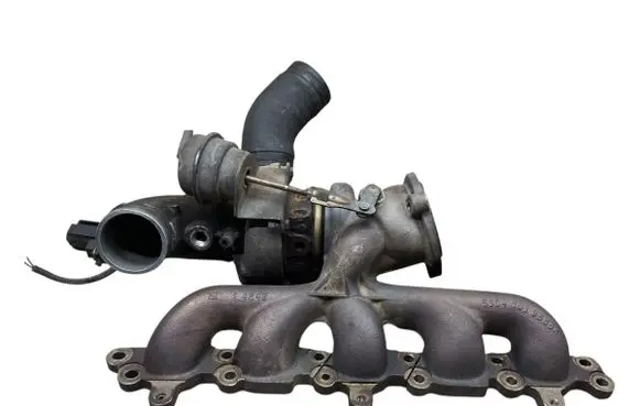 Volvo V70 Exhaust manifold 53041019565A 53041015271 14849