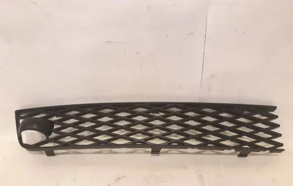 Ford Galaxy Front bumper lower grill 7M5854688 YM2117K946AA