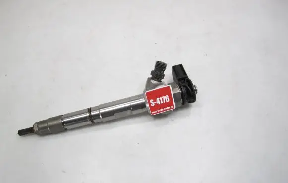 Volkswagen Caddy Fuel injector 05L130277E