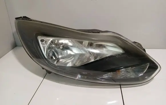 Ford Focus Headlight/headlamp 1481914820 1482114822