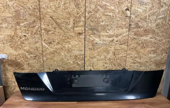 Ford Mondeo MK IV Tailgate trim BS71A423A40A