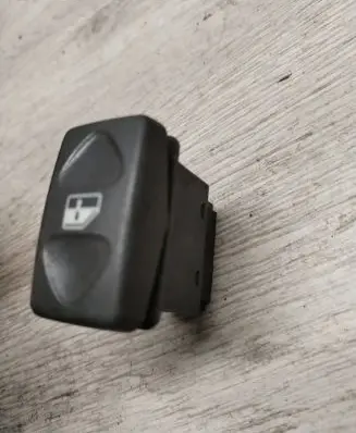 Renault Laguna I Electric window control switch