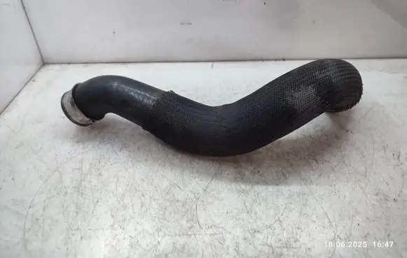 Chrysler 300 - 300C Air intake hose/pipe