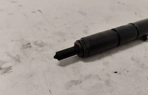 Audi A6 S6 C5 4B Fuel injector 059130201E 0432133836