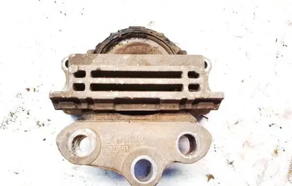 Ford Transit Engine mount bracket 6c116f012ab 6c11-6f012-ab