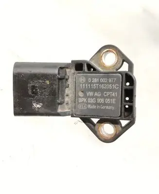 Volkswagen PASSAT B6 Air pressure sensor 0281002977 03G906051E 111115T162051C