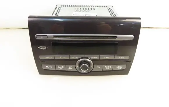 Radio/CD/DVD/GPS head unit