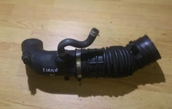 Suzuki Liana Intercooler hose/pipe