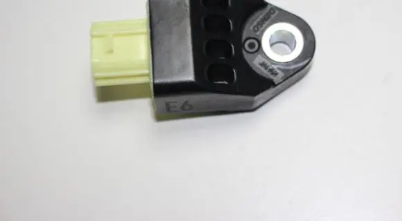 Lexus GS 250 350 300H 450H Airbag deployment crash/impact sensor 89831-52040