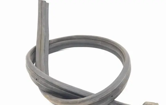 Jeep Cherokee Engine compartment rubber 