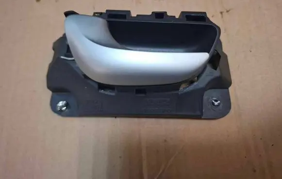 Volvo S80 Front door interior handle 09170045 7847