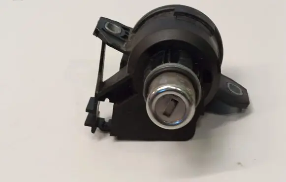 BMW 3 E90 E91 Tailgate exterior lock 51247167321 7167321