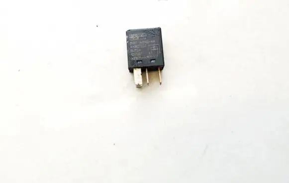 Ford Focus C-MAX Other relay 5M5T14B192AA 5M5T-14B192-AA