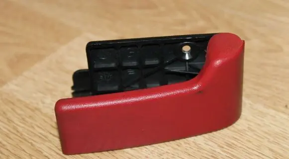 Mercedes-Benz C W203 Engine bonnet (hood) release handle