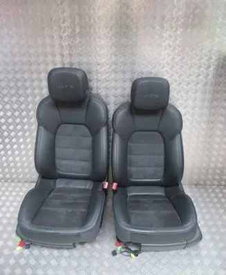 Porsche Macan (95B) Front driver seat 